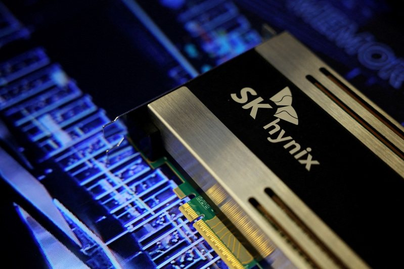 SK Hynix Commits $10 Billion to Restructure Solidigm